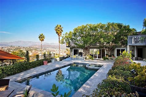 los angeles pool house for rent|pool apartments in los angeles.